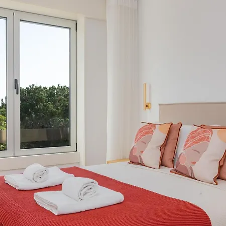 Coastal Charm By Lovelystay * Oeiras