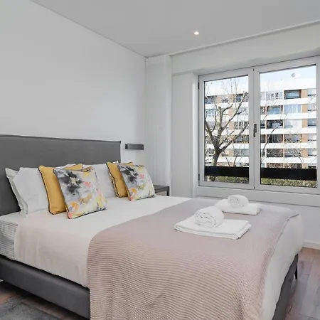 Coastal Charm By Lovelystay *